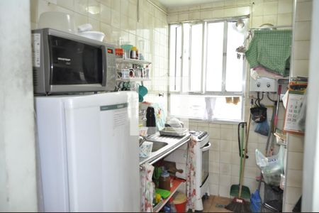 Cozinha  de apartamento à venda com 2 quartos, 49m² em Inhaúma, Rio de Janeiro