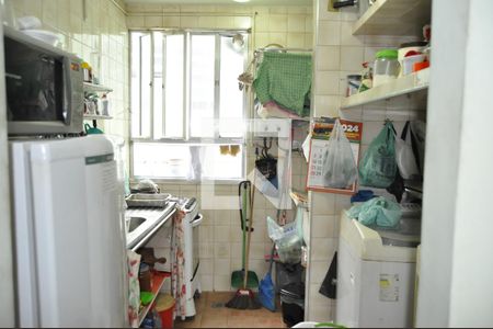 Cozinha  de apartamento à venda com 2 quartos, 49m² em Inhaúma, Rio de Janeiro