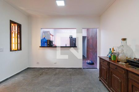 Sala de casa para alugar com 2 quartos, 129m² em Jardim da Gloria, Taboão da Serra