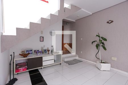 Detalhe Sala de casa para alugar com 5 quartos, 320m² em Vila Nova, Porto Alegre
