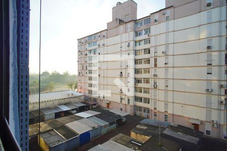 Sala - Vista de apartamento à venda com 1 quarto, 45m² em Humaitá, Porto Alegre