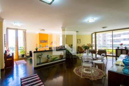 Sala de apartamento à venda com 4 quartos, 347m² em Vila Gilda, Santo André