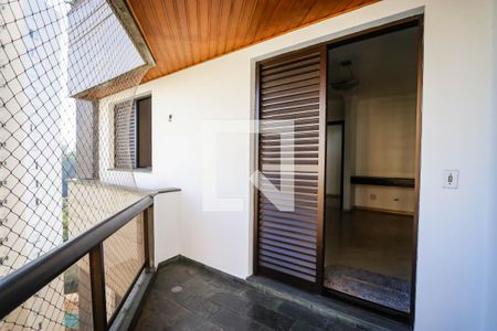 Sacada de apartamento à venda com 4 quartos, 176m² em Vila Suzana, São Paulo