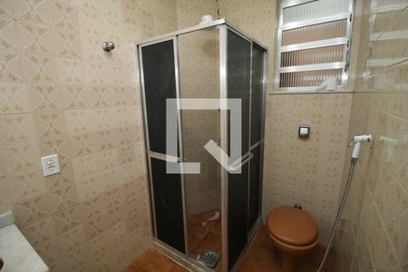 Banheiro de apartamento para alugar com 1 quarto, 67m² em Penha, Rio de Janeiro