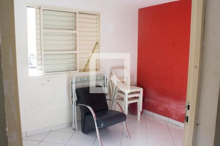 Quarto 2 de apartamento para alugar com 2 quartos, 49m² em Jardim Bom Sucesso, Carapicuíba