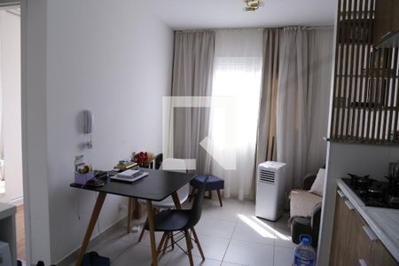 Sala de apartamento para alugar com 2 quartos, 32m² em Vila Anastácio, São Paulo