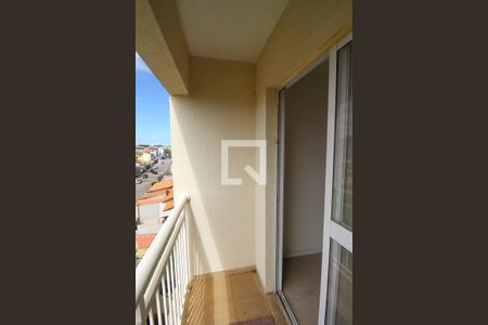 Sala / Varanda de apartamento para alugar com 2 quartos, 48m² em Jardim das Oliveiras, São Paulo