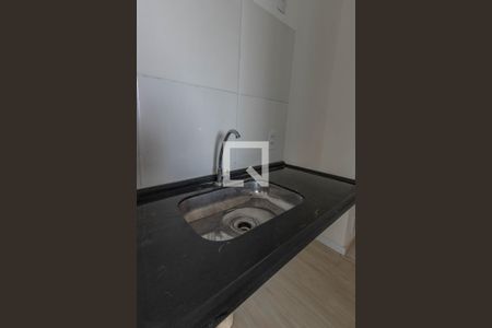 Sala/Cozinha de apartamento para alugar com 2 quartos, 33m² em Vila Prudente, São Paulo