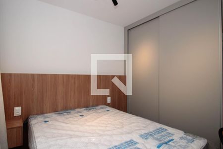 Sala/Quarto de apartamento para alugar com 1 quarto, 26m² em Pinheiros, São Paulo