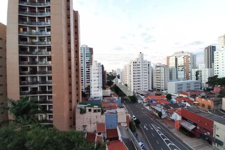 Vista do Quarto 1  de apartamento para alugar com 2 quartos, 84m² em Cambuí, Campinas