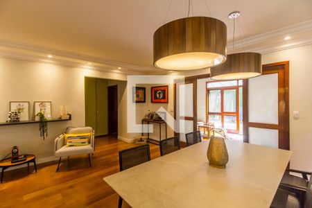 sala de casa de condomínio à venda com 3 quartos, 420m² em Alphaville, Santana de Parnaíba