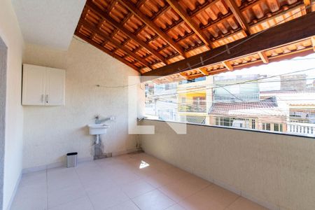 Varanda e área de serviço de casa para alugar com 2 quartos, 80m² em Jardim Rosa de Franca, Guarulhos