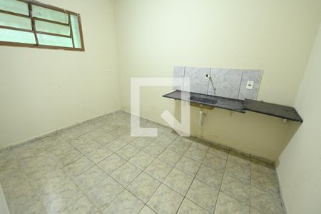 Cozinha  de casa para alugar com 2 quartos, 110m² em Setor Goiânia 2, Goiânia