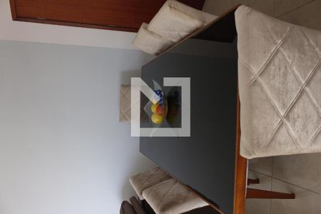 Sala de apartamento à venda com 2 quartos, 74m² em Jardim Maria Rosa, Taboão da Serra