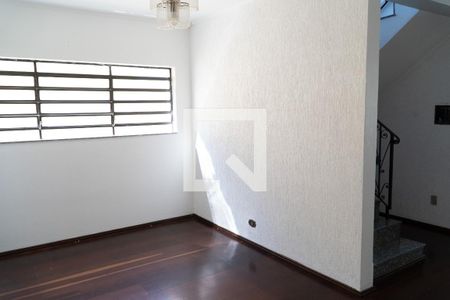 Sala de Jantar de casa para alugar com 4 quartos, 250m² em Jardim Lucia, São Paulo