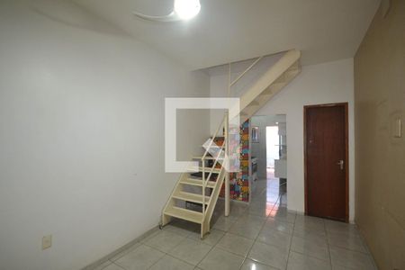 Sala de casa para alugar com 2 quartos, 70m² em Boa Vista, Nova Iguaçu