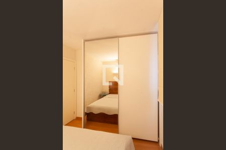 Quarto 1 de apartamento à venda com 2 quartos, 62m² em Santa Amélia, Belo Horizonte