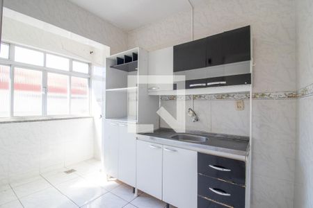 Cozinha de apartamento à venda com 1 quarto, 30m² em Rubem Berta, Porto Alegre