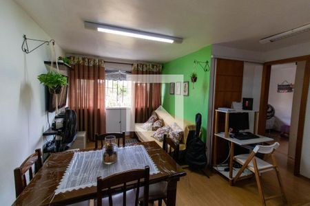 Sala  de apartamento à venda com 2 quartos, 58m² em Fátima, Niterói