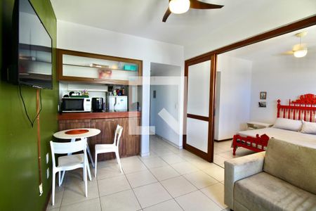 Sala de apartamento para alugar com 1 quarto, 38m² em Pituba, Salvador