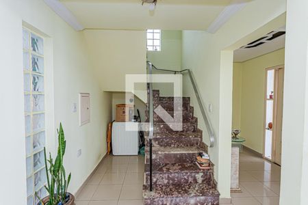 Escada de casa à venda com 3 quartos, 195m² em Barra Funda, São Paulo