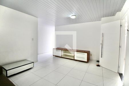 Sala de casa para alugar com 2 quartos, 82m² em Barra, Salvador