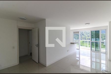 Sala de apartamento para alugar com 2 quartos, 77m² em Barra da Tijuca, Rio de Janeiro