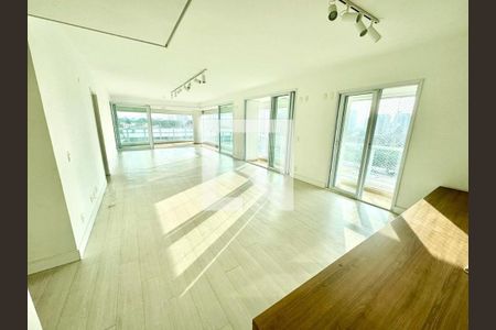 Apartamento à venda com 3 quartos, 219m² em Campo Belo, São Paulo