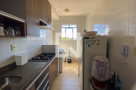 Cozinha de apartamento à venda com 3 quartos, 72m² em Ingá, Betim