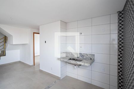 Cozinha de apartamento à venda com 2 quartos, 86m² em Piratininga, Belo Horizonte