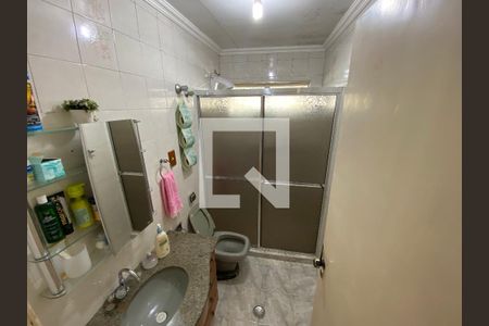 Banheiro de casa à venda com 2 quartos, 100m² em Vila Alexandria, São Paulo