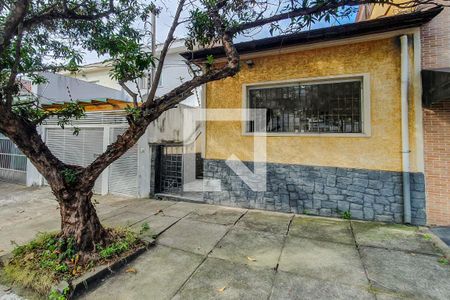 Fachada de casa à venda com 2 quartos, 75m² em Ipiranga, São Paulo