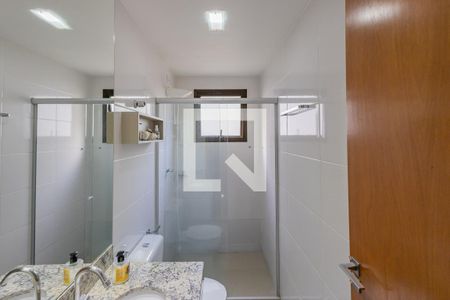 Banheiro da Suíte de apartamento à venda com 4 quartos, 110m² em Buritis, Belo Horizonte