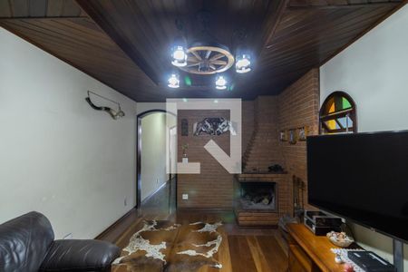 Sala de casa à venda com 3 quartos, 240m² em Cidade Patriarca, São Paulo