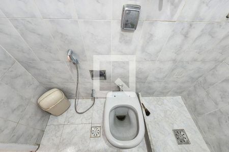Banheiro de apartamento para alugar com 1 quarto, 21m² em Botafogo, Rio de Janeiro
