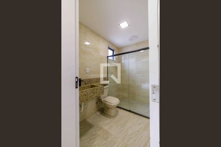 Banheiro da Suíte 1 de casa de condomínio à venda com 5 quartos, 157m² em Recreio dos Bandeirantes, Rio de Janeiro