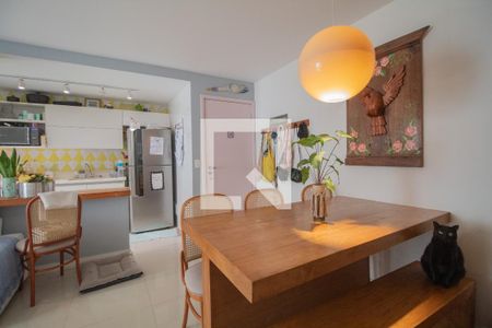 Sala de apartamento para alugar com 3 quartos, 85m² em Recreio dos Bandeirantes, Rio de Janeiro