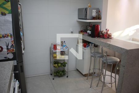 Cozinha de casa à venda com 3 quartos, 160m² em Fonte Grande, Contagem