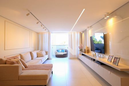Sala de apartamento à venda com 4 quartos, 271m² em Fernão Dias, Belo Horizonte
