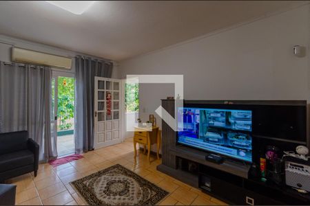 Sala de casa à venda com 3 quartos, 177m² em Vila Nova, Porto Alegre