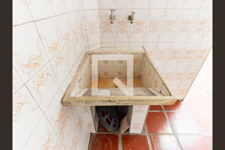 Casa à venda com 100m², 2 quartos e sem vaga Casa à venda com 100m², 2 quartos e sem vagaÁrea de Serviço e Quintal