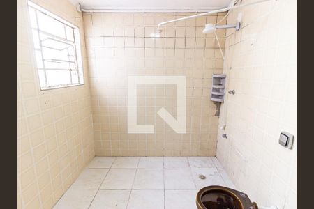 Casa à venda com 100m², 2 quartos e sem vaga Casa à venda com 100m², 2 quartos e sem vagaBanheiro 1