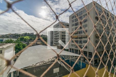 Vista da Sala de apartamento à venda com 2 quartos, 70m² em Olaria, Rio de Janeiro