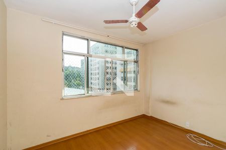 Quarto 1 de apartamento à venda com 2 quartos, 70m² em Olaria, Rio de Janeiro