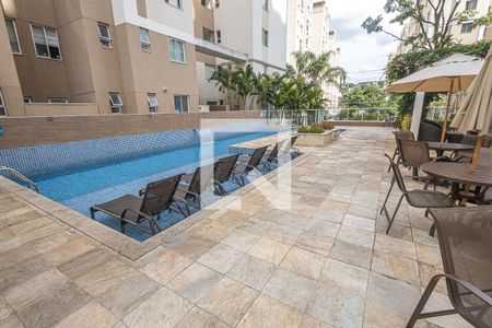 Apartamento à venda com 102m², 3 quartos e 1 vaga Apartamento à venda com 102m², 3 quartos e 1 vagaPiscina