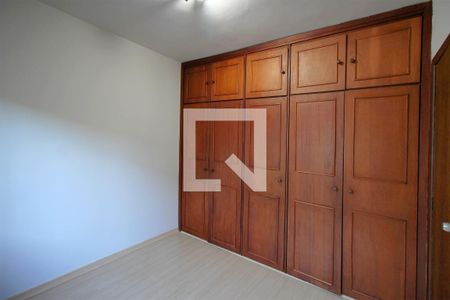 Quarto 2 de apartamento para alugar com 2 quartos, 64m² em Santo Antônio, Belo Horizonte
