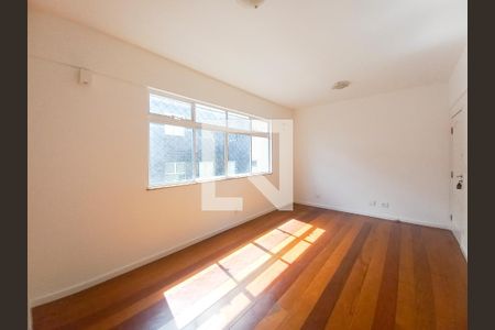 Sala de apartamento para alugar com 3 quartos, 85m² em Santo Agostinho, Belo Horizonte