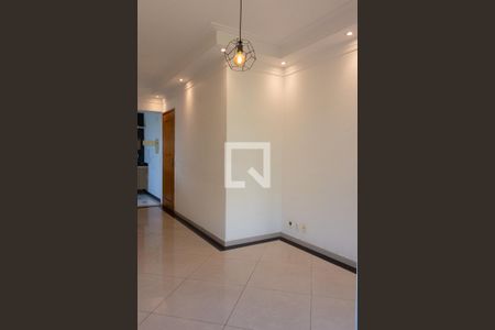 Sala de apartamento à venda com 3 quartos, 77m² em Jardim Ester, São Paulo