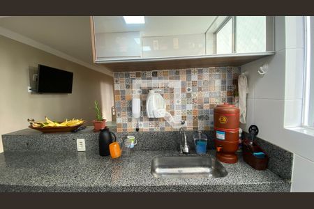 Cozinha de apartamento para alugar com 2 quartos, 95m² em Havaí, Belo Horizonte