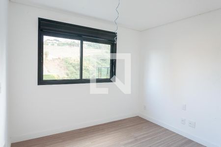 quarto 1 de apartamento à venda com 2 quartos, 122m² em Vale do Sereno, Nova Lima
